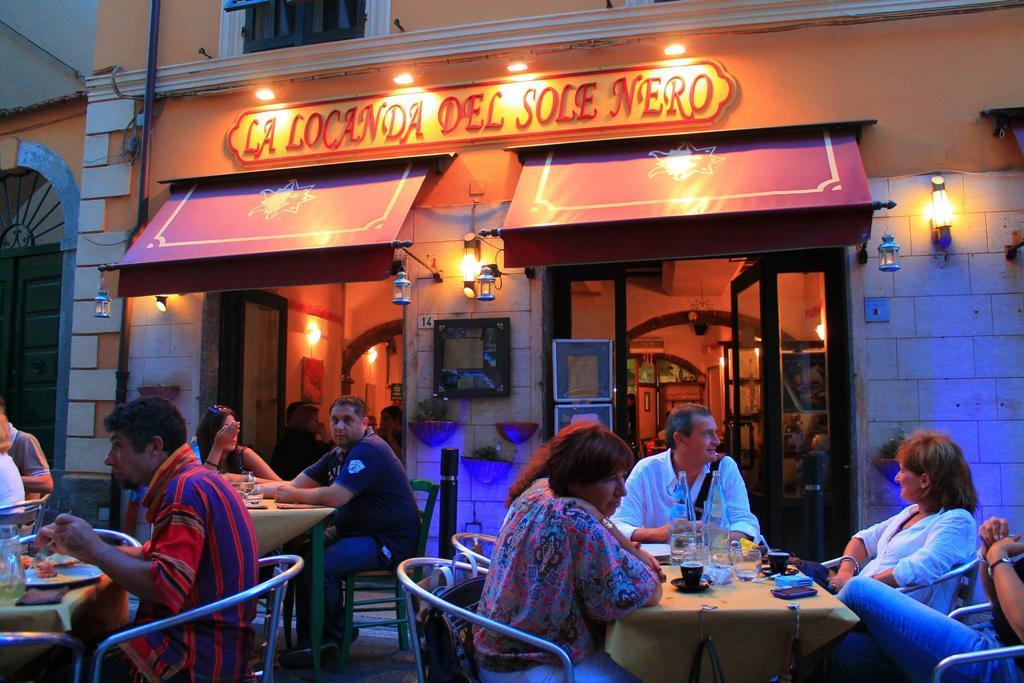 Locanda Del Sole Nero San Terenzo Εξωτερικό φωτογραφία